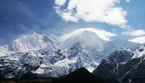 მანასლუ (Manaslu)